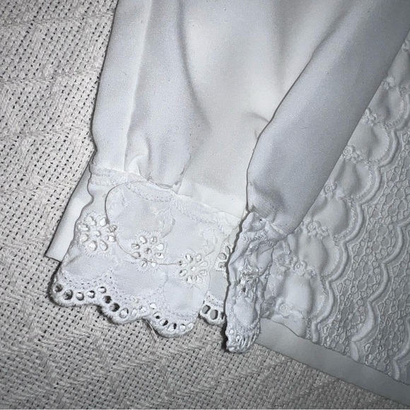White Floral Eyelet Lace Trim Long Sleeve Top Scalloped Collar & Cuffs Large - Picture 9 of 10